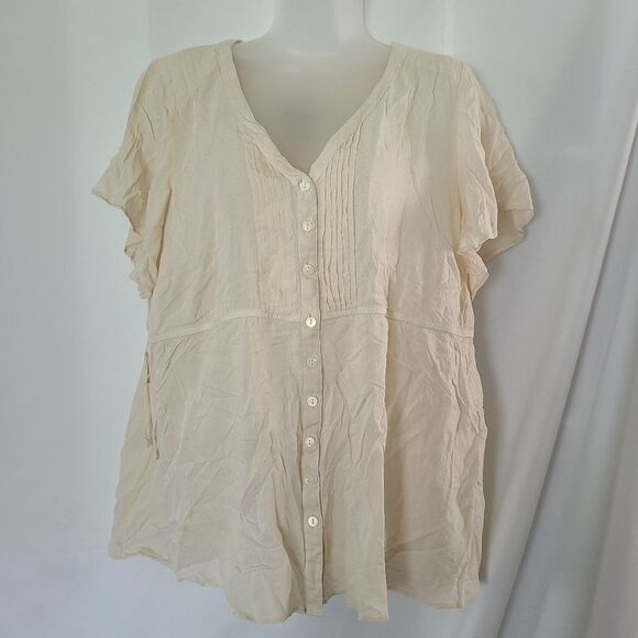 Torrid Ivory Flutter Sleeve Textured Blouse sz 1x - Picture 3 of 6